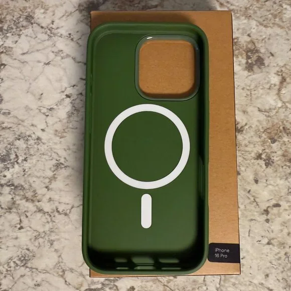 NEW PopSocket iPhone 16 Pro MagSafe Case - Olive Green - NWT Unused in Box - Picture 4 of 4